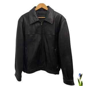 Roundtree and Yorke black leather lambskin jacket